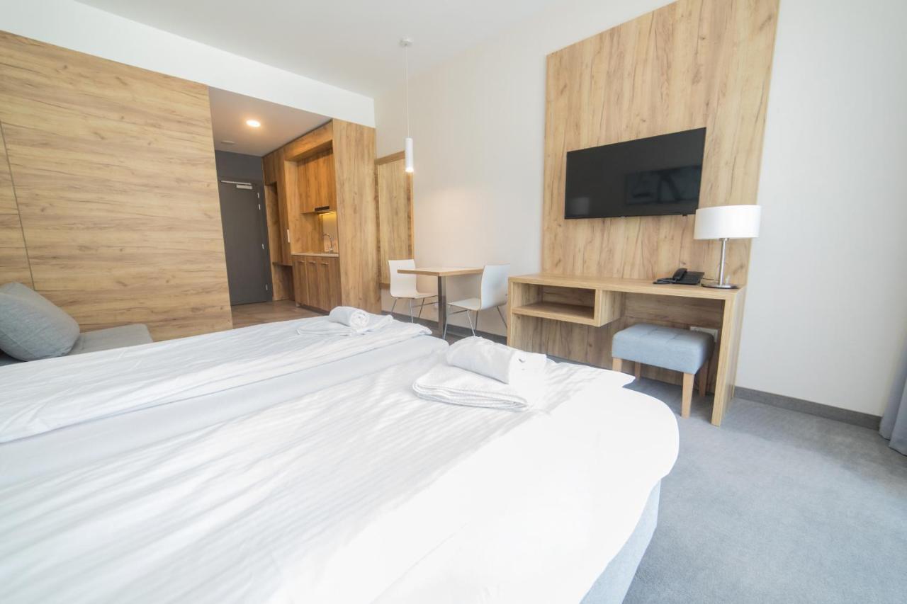 سيينا Ms-Apart Apartamenty Przy Stoku Mountain View - Czarna Gora المظهر الخارجي الصورة