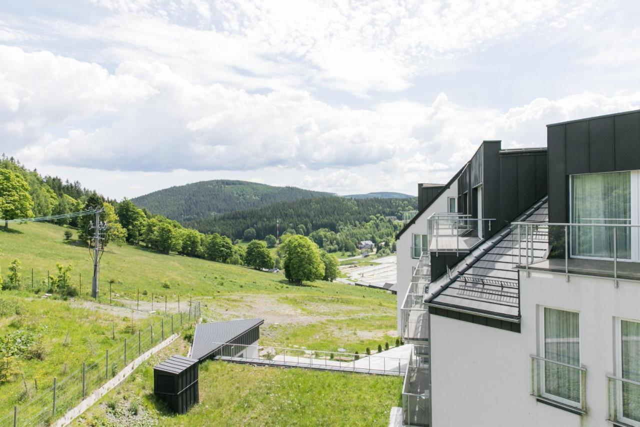 سيينا Ms-Apart Apartamenty Przy Stoku Mountain View - Czarna Gora المظهر الخارجي الصورة